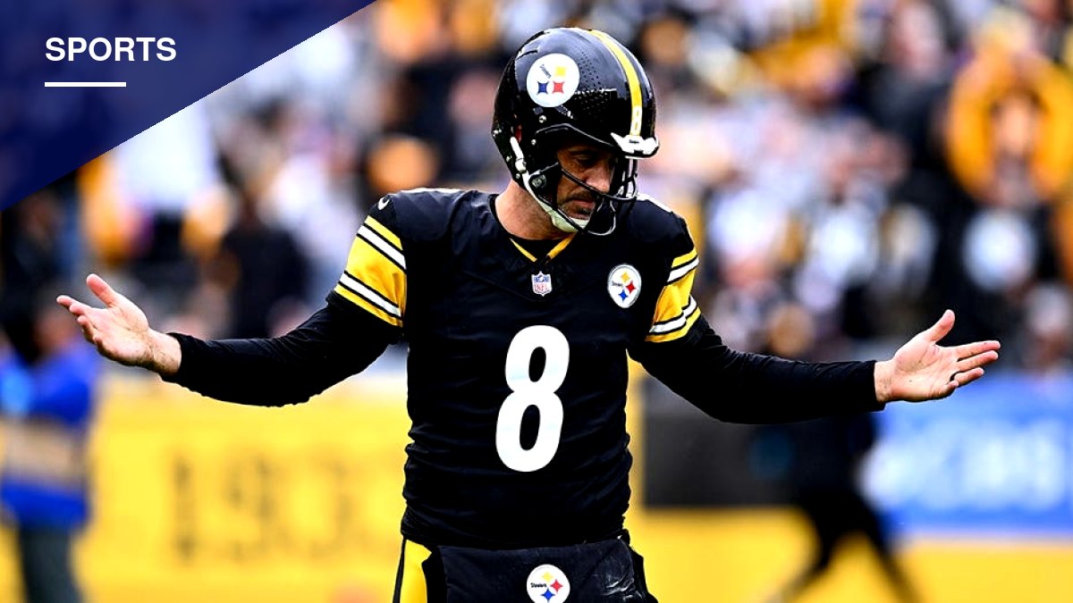 Aaron Rodgers Throws Three More Touchdowns as Steelers Beat Colts 34-22